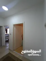  2 شقة مفروشة بنظام سويت مقابل الجامعة الاردنية بداية طلوع نيفين من المالك مباشرة / عمارة عائلية