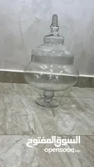  2 مضيفه زجاج ستاند كبسولات