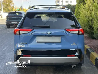  12 TOYOTA RAV4 Hybrid 2022 SE Black Edition