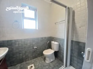  14 شقة غير مفروشة للإيجار 340م2 ( Property 19526 ) سنوي فقط