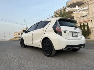  8 تويوتا بريوس سي 2013
