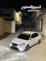  4 كيا ريو 2010