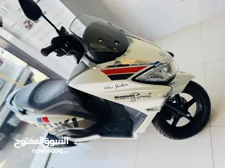  2 سكوتر سوزوكي بيرجمان زيرو عداد الفين بفقط بحال الشركة ولا نقر