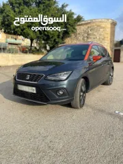  2 سيات ارونا لون مميز للبيع