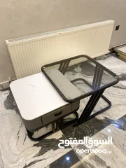  2 طاولة عصرية متعددة الاستخدامات وقطعة ديكور استثنائية– أناقة وفخامة في قلب منزلك!