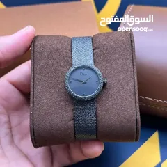  10 ساعات ديور نسائية