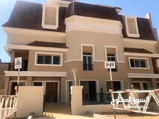  12 فيلا للبيع كمبوند سراي سور في سور مع مدينتي S Villa For sale in Sarai New Cairo