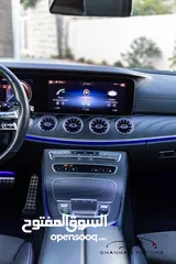  14 Mercedes benz E200 coupe 2021