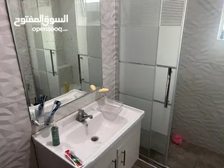  19 شقه للبيع الجبيهه شبه ارضي  حي ام زويتينه تشطيب سوبر ديلوكس البيع بداعي السفر