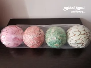  1 Table decoration paper balls