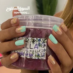  20 .صالون للعناية بالاظافر و سبا    .                          .Nails Spa &More .