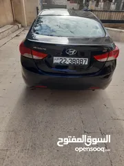  17 الرجاء قراءة الاعلان جيدا قبل التواصل.  هونداي افانتي MD موديل 2013 لون اسود للبيع