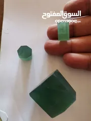  13 Emerelad زمرد اخضر طبيعي اصلي زامبيا سعر القيراط 100دولار.. طبيعي اصلي غير مسخن ولا معالج.  تحفه روع