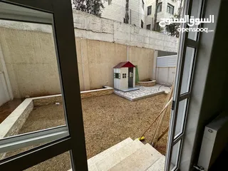 11 شقه مع حديقة سوبر ديلوكس للايجار في الماصيون شارع اسكان المهندسين