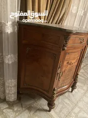  3 رخام مع خشب زان بحالة ممتازة