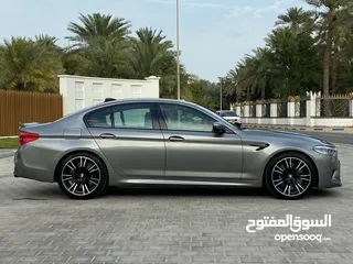  4 BMW M5 2020
