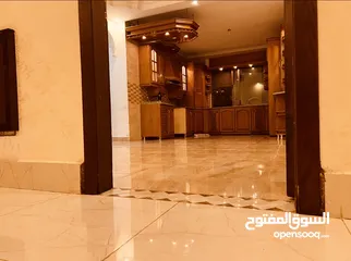  4 شقه‎ فارغه للبيع او للايجار سنوي في مرج الحمام شارع الامير محمد بجانب مسجد الربوه