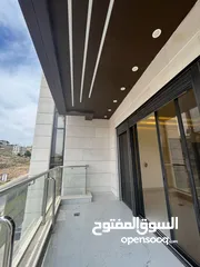  5 تشطيب ملوكي مع تدفئة تحت البلاط في طريق المطار خلف المدارس العالمية