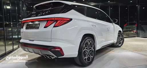 2 Hyundai Tucson Hybrid N Line  2024