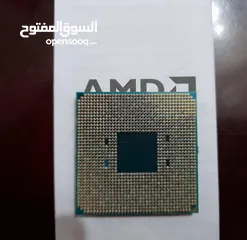  9 AMD Ryzen 3 2200G CPU + Box + Cooler (شبه جديد)