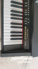  4 اورغ بيانو للبيع