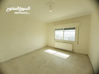  8 شقة للبيع ثلاث غرف نوم في الدوار السابع بسعر مغري
