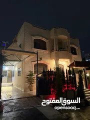  9 بيت مستقل طابقين والبناء جديد مساحه الارض 330 م مساحه البناء كل طابق 170 م واجهه حجر منطقه ام نواره