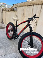  4 دراجه هوائيه يابانيه نظيفه وكل شي فيها ممتاز غياراات امامي وخلفي شغال بريكات امامي وخلفي