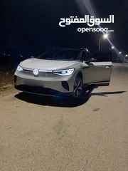  2 ايدي فور 2021 كروز برو بيانو بلاك iD4 بحال الوكاله