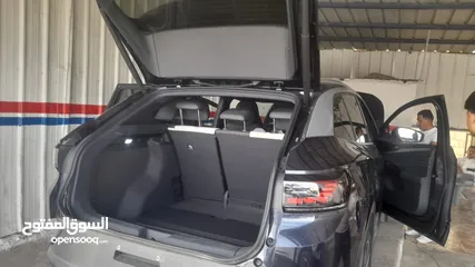  2 Volkswagen ID4 PURE+ للبيع