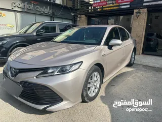  2 تويوتا كامري 2019 LE بسعر مغري البيع كاش فقط
