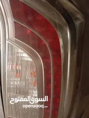  1 ضوء خلفي يمين تويوتا بريوس 2015