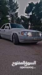  1 مرسيدس بنز (E200 ) سنة الصنع   1988 محول 1995 بعض القطع AMG