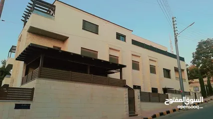  4 شقة للبيع في اجمل مناطق خلدا