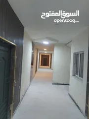  4 طابق كامل للبيع في موقع مميز – شارع الحصن، إربد