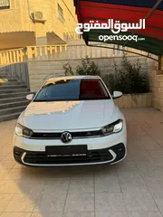  1 بولو standard للبيع