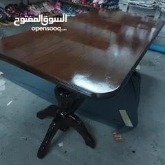  2 طاولة سفرة وفضية مصري حفر من الطراز الرفيع .   كراسي خشب زان عدد 8   للإستفسار