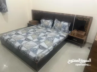  2 لايجار الشهري شقه 3 غرف وصاله مفروشة مع غرفه خادمه واتنين صاله