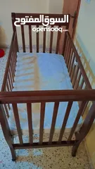  1 سرير أطفال من عمر شهور ل 3سنوات استعمال سنه فقط