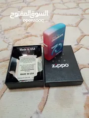  5 ولاعة زيبو Zippo هي ولاعة معدنية قابلة لإعادة الاستخدام من إنتاج شركة زيبو مانوفاكتشرينج في برادفورد