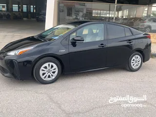  3 Toyota Prius 2019 For sale تويوتا بريوس للبيع