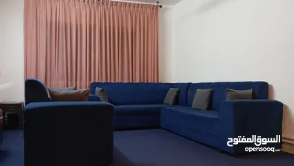  2 طقم كنب كورنر "زاوية " مستعمل للبيع