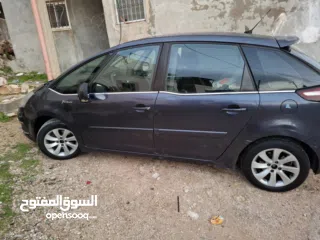  1 ستورين 2012 للبيع