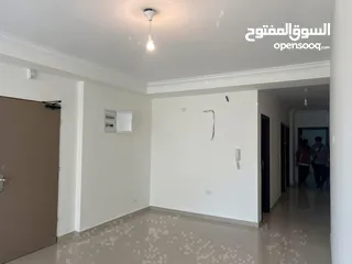  2 شقه فارغة للايجار في المصيون قرب فندق الملينيوم