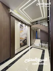  3 شقة ارضية مع مدخل خاص و ترس في مرج الحمام منطقة طبقة خلف مدارس الخمائل