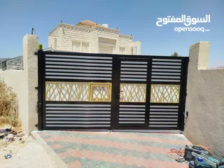  22 حرق اسعار على الابواب وحراسات للجدران والشبابيك ودربزينات وبرجولات للمنازل والحدائق