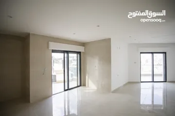  12 شقة فاخره جدا لم تسكن للبيع من المالك ارضيه 180م في اجمل مناطق الجبيهه حي المنصور كاش او اقساط