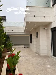 3 شبه أرضي 190 م مميز بمساحة واسعة وحديقة وكراج خاص 300متر جاهز للتسليم و بالاقساط في مرج الحمام