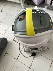  13 Vacuum in new condition as in the photo