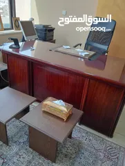  1 مكتب عفش للبيع